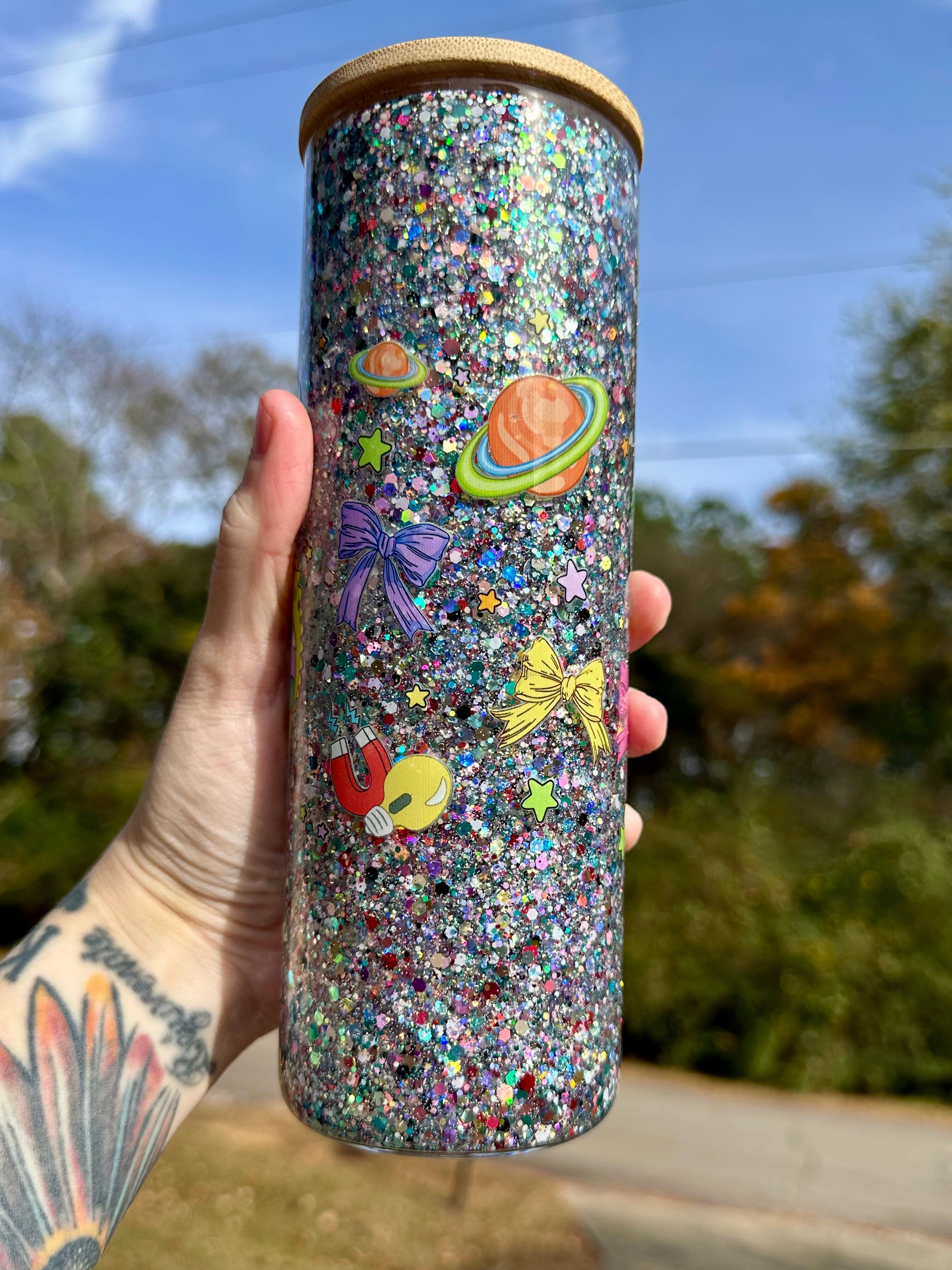 Take Chances, Make Mistakes, Get Messy Tumbler - 20oz Glass