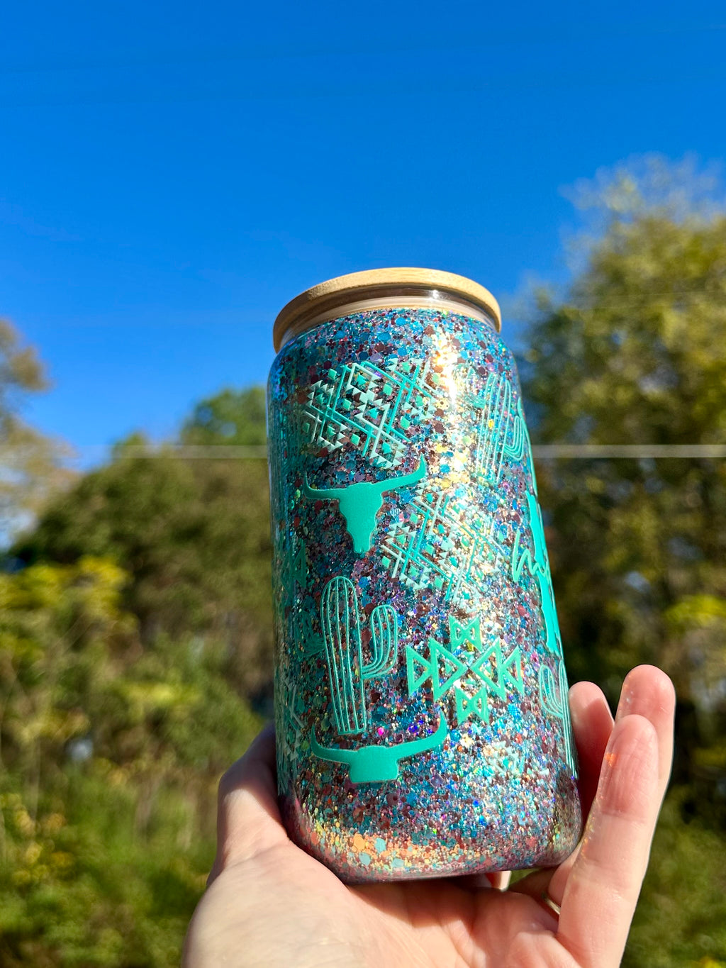 Handmade Mama tumbler with teal western theme and bamboo lid