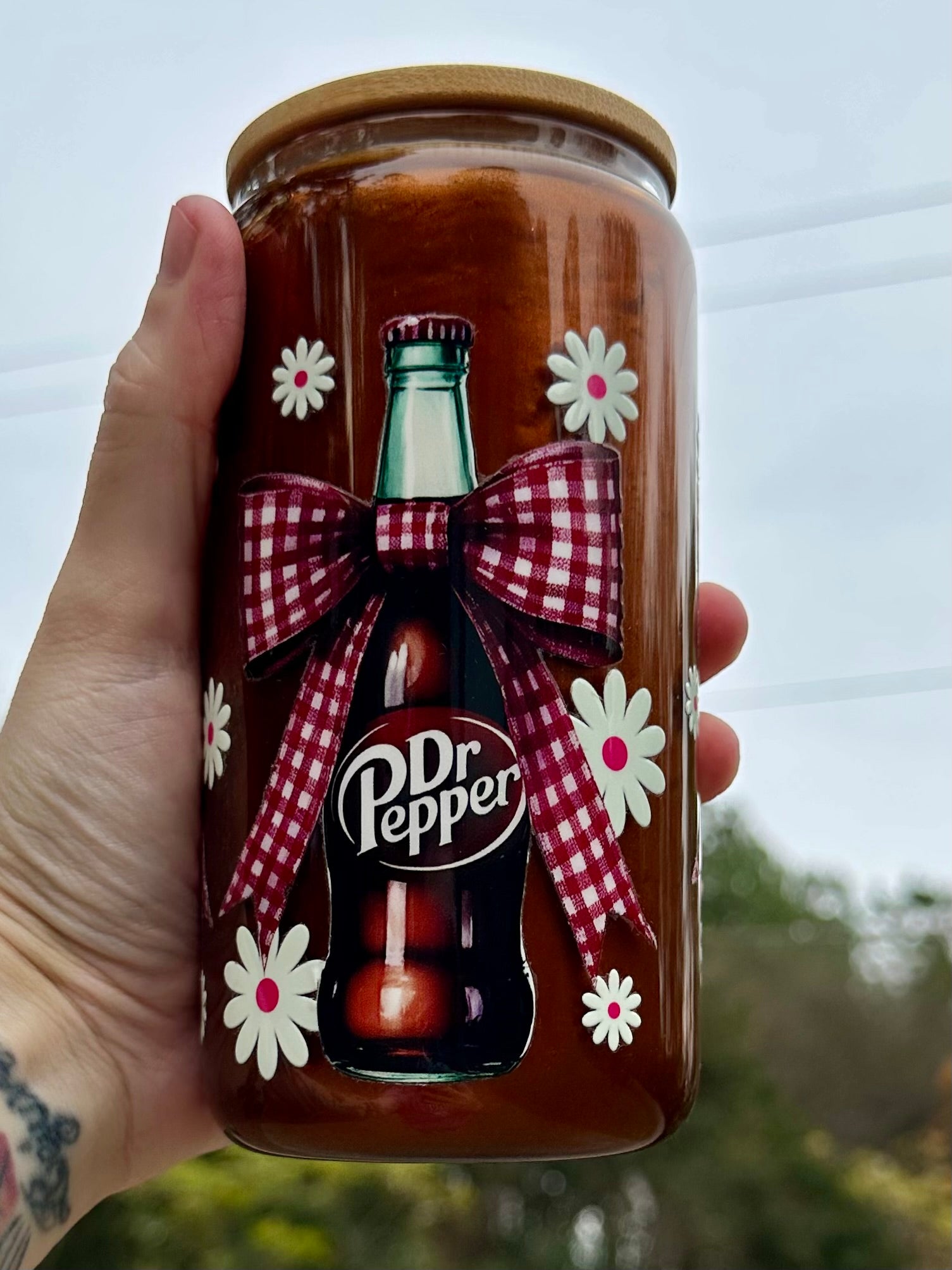 Soda Wrapped in Bows & Flowers with Mica Shift- 16oz Glass