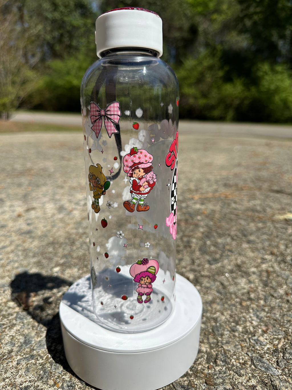 Strawberry Water Bottle – Cute Fruit Water Bottle, Aesthetic Summer Drink Bottle, Trendy Gift for Her Hydration Bottle