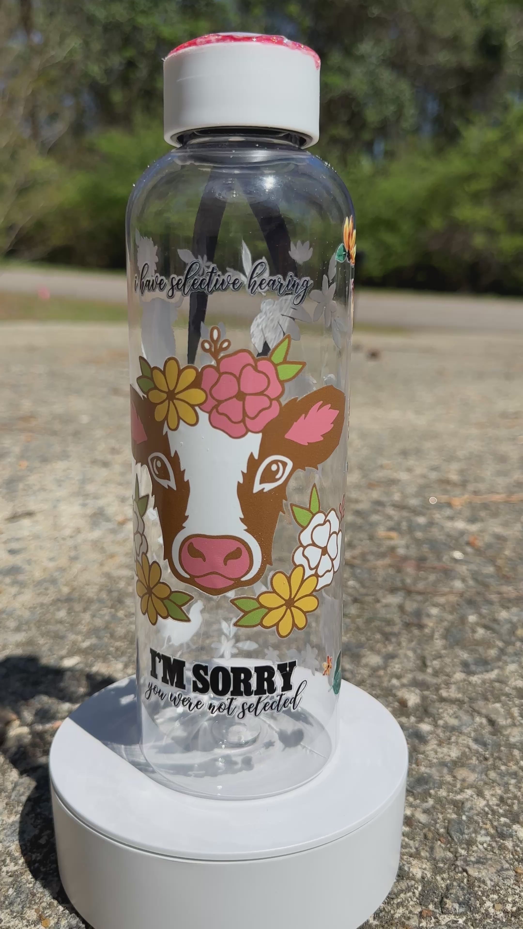 Sassy Cow Water Bottle – Cute Farm Animal Tumbler, Insulated Drink Bottle, Funny Cow Lover Gift for Women, Aesthetic Hydration Bottle