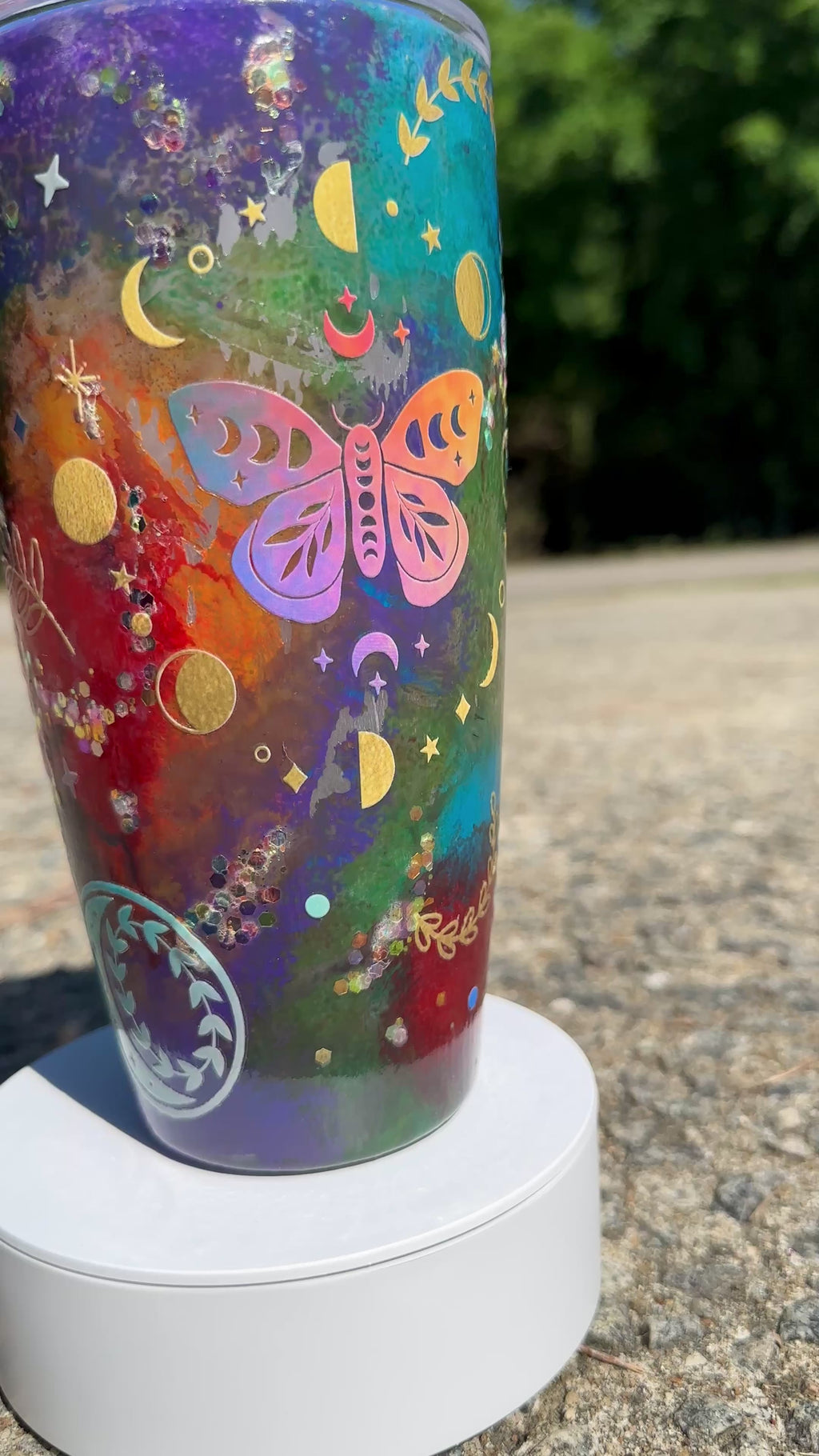 24oz Snowglobe Tumbler | Blue Cat Eye Glitter, Rainbow Tie Dye Cup
